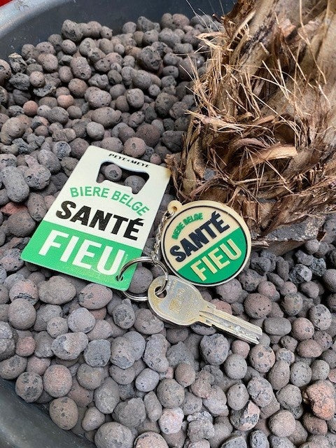 Décapsuleur et porte-clés en métal "Santé Fieu"