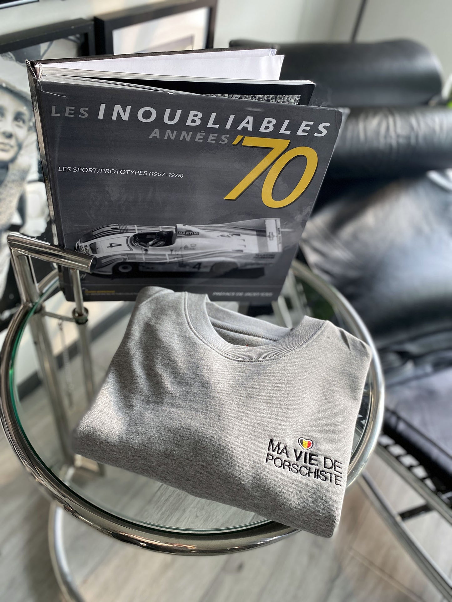 Sweatshirt sans capuche Unisexe "Ma Vie de Porschiste" brodé